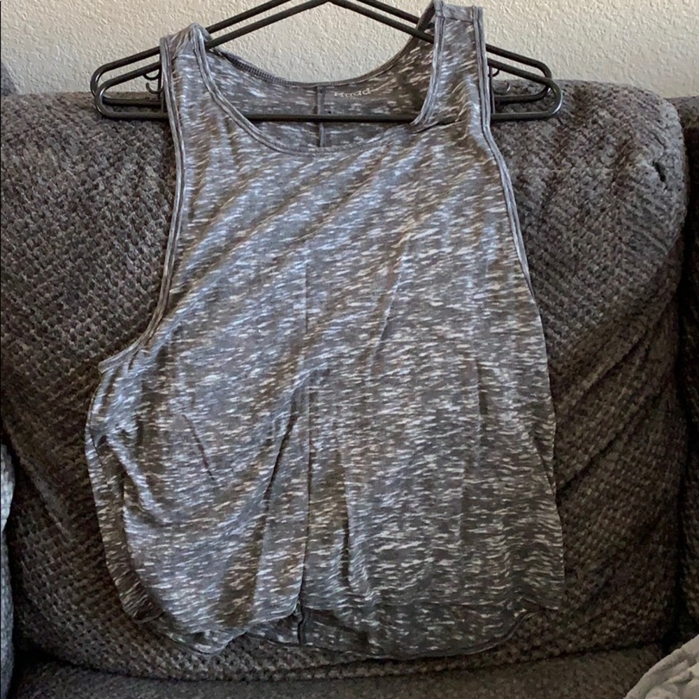 Muscle tank